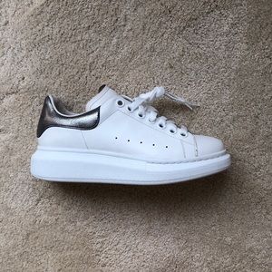 ALEXANDER MCQUEEN metallic-trim leather exaggerated-sole SNEAKERS 37.5 EU 7 US